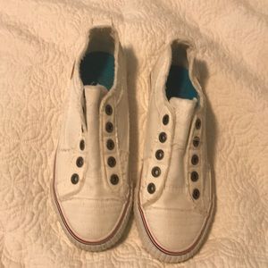 Blowfish sneakers. Size 9. White.